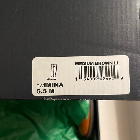 NIB Tommy Hilfiger Imina Almond Toe Knee High Boots Size 5.5 - Picture 16 of 16